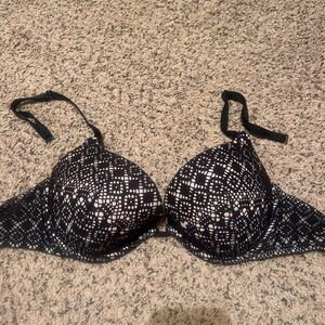 Victoria's Secret Black and White Patterned Bra